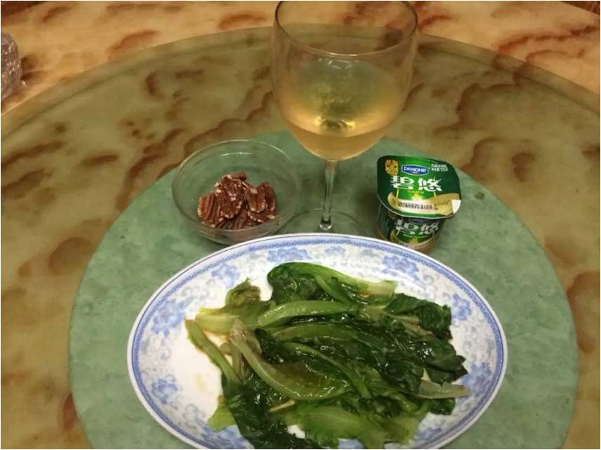 這是我的營養(yǎng)餐，還是你的營養(yǎng)餐，給你的作物也做做營養(yǎng)餐吧